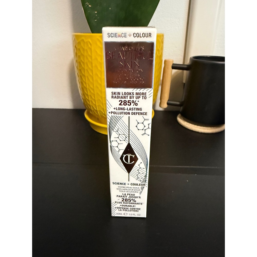 Charlotte Tilbury Beautiful Skin Foundation 3C  30ml nib